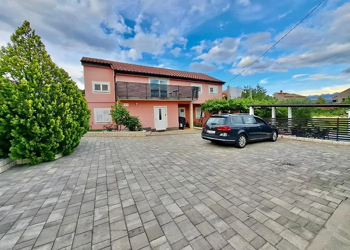 Apartman Lara