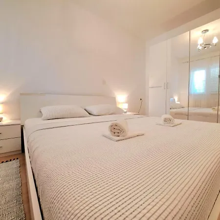 Apartman Lara Rijeka Exterior photo